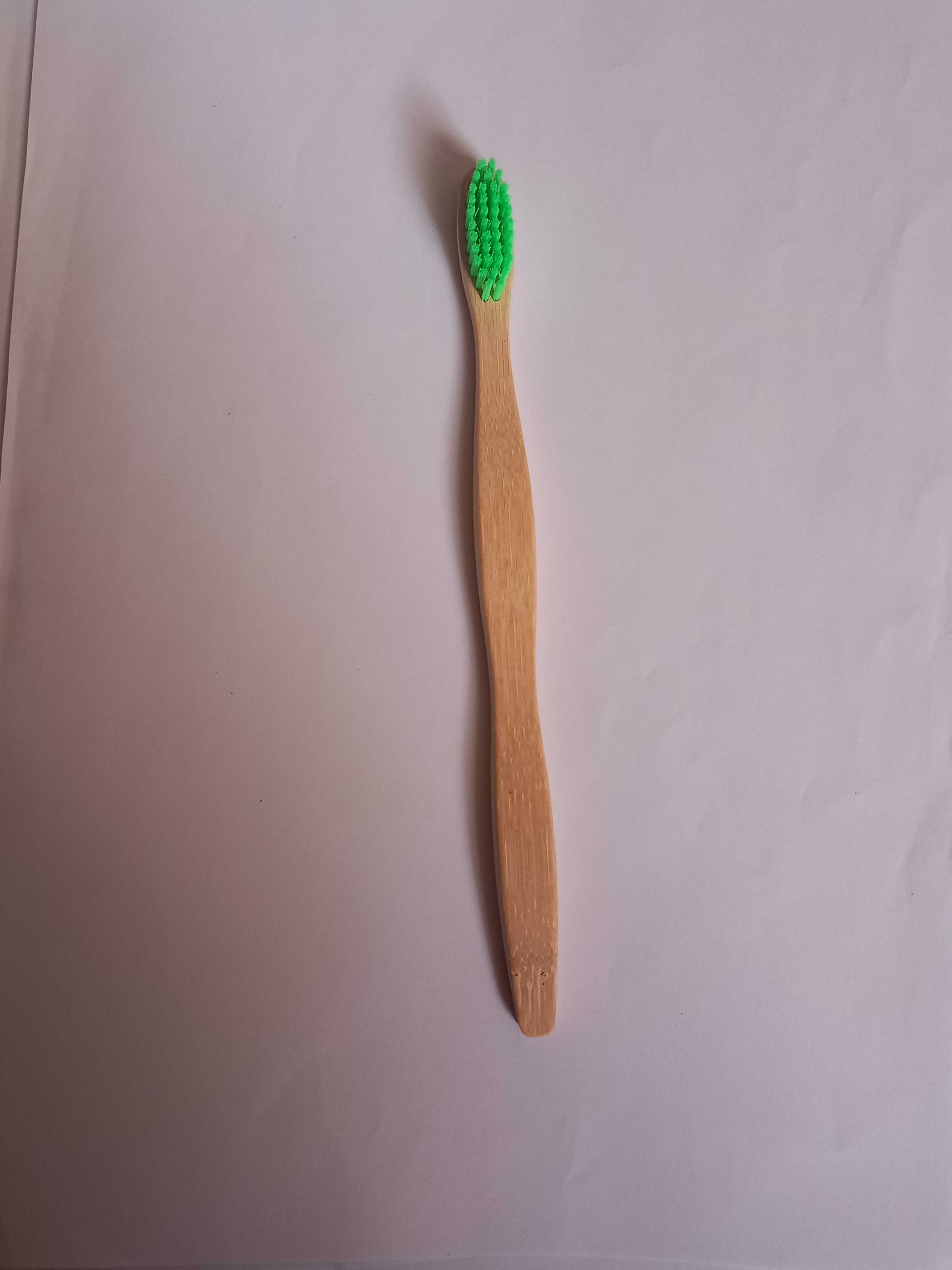 Бамбуковая Зубная щётка