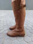 Botas pele pretas 37 e castanhas 38