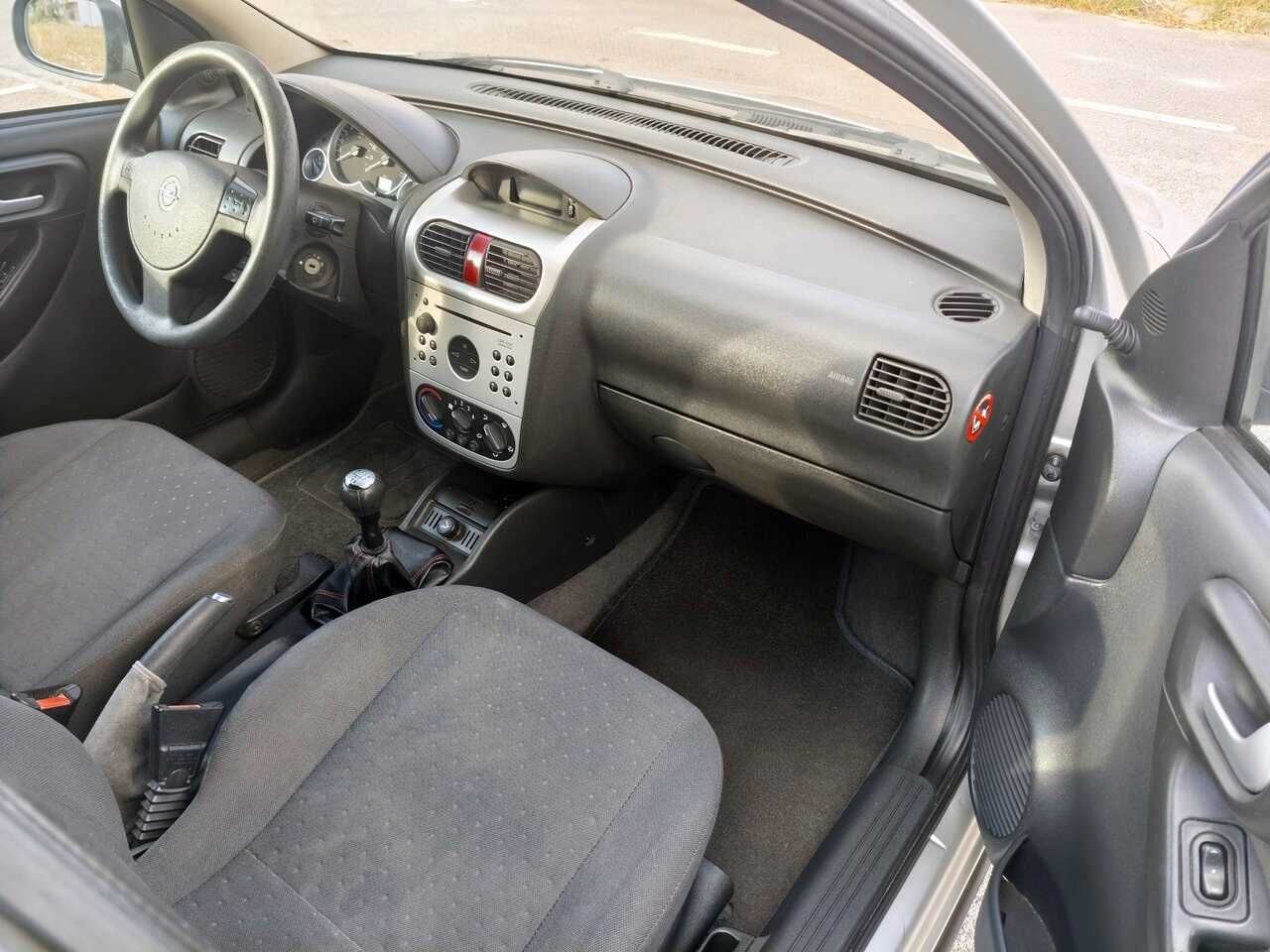 Opel Corsa 1.2 A/C - 150.000km - 2004