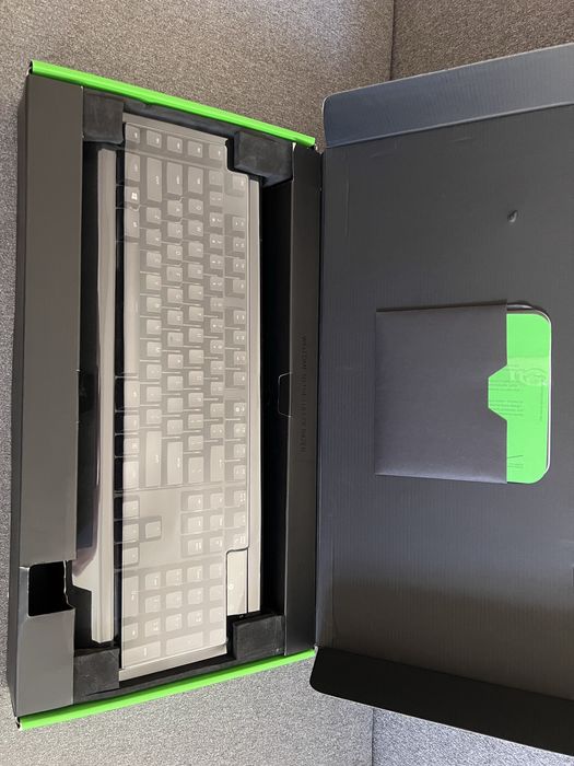 Razer Blackwidow Chroma v2 jak nowa