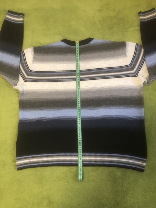 Два муж. полувера р.52 цена указ. за один