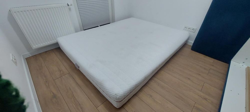 Materac 160x200, miękki.