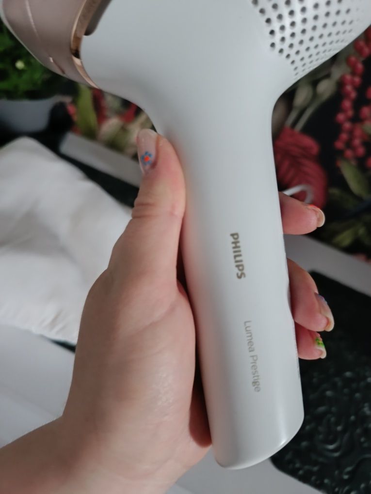 Philips Lumea Prestige depilator laserowy bezprzewodowy