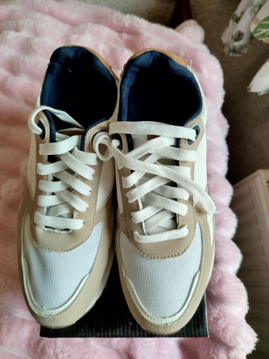 Кросівки чоловічі демісезонні р.42-43