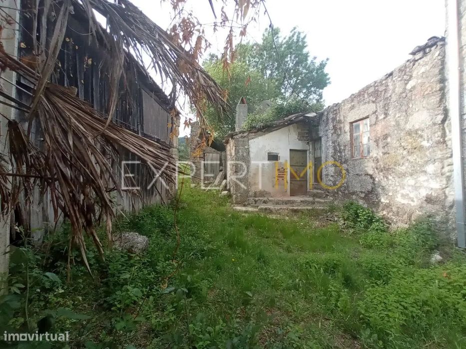 QUINTA SERRA DA ESTRELA, 1 hectare de terreno com casa para...