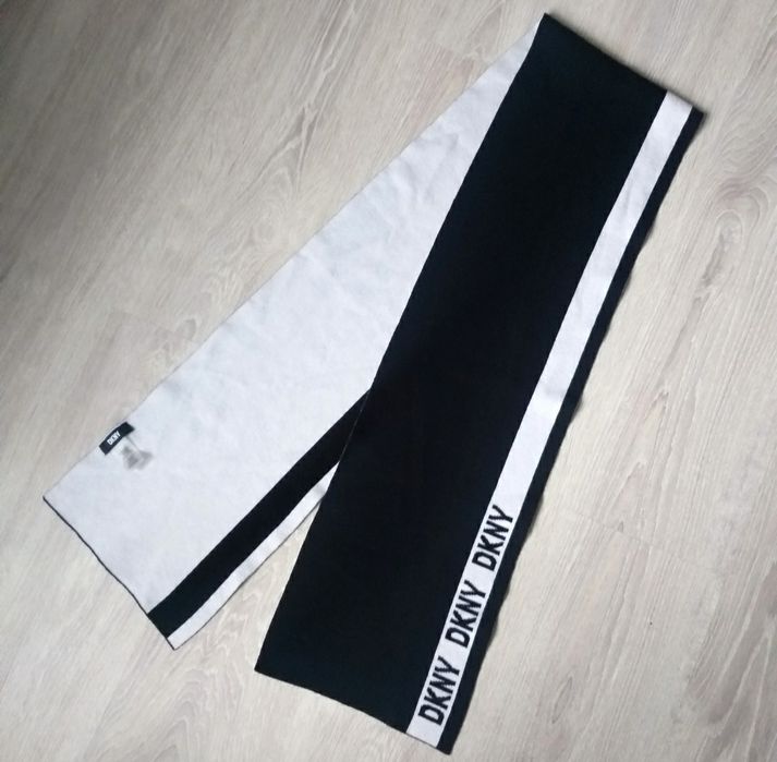 Продам DKNY оригинал