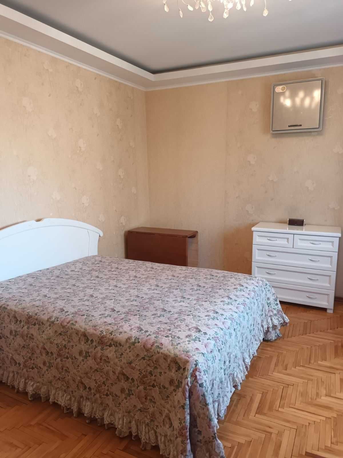 + Центр!Продам 2 ком.полн.квартиру р-н пр. Металлургов, 29000 дол.