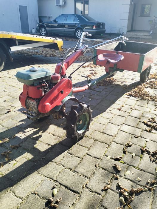 Traktorek ogrodowy Honda f42