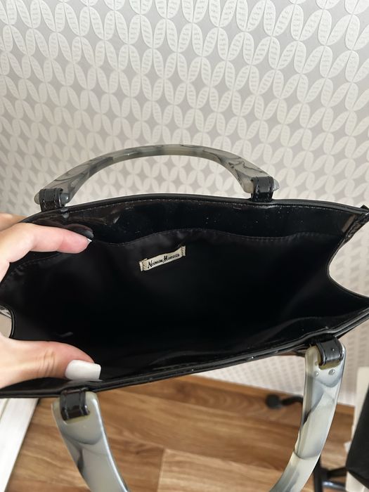 Лаковая сумка черная