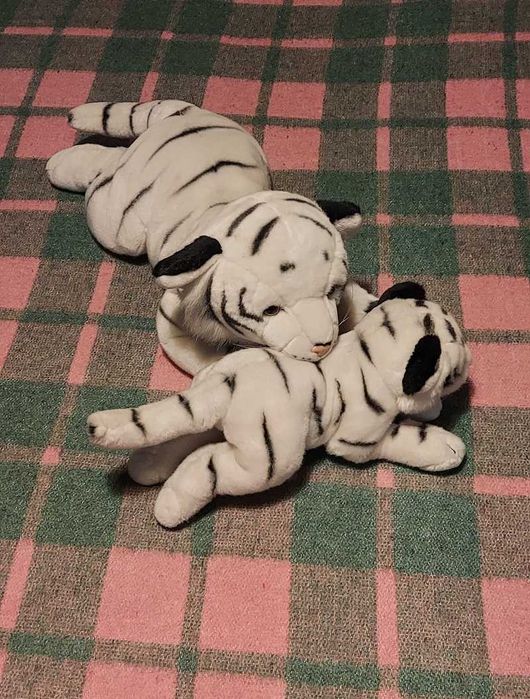 Peluches em quantidade são 16 Peluches (Vários Tamanhos)