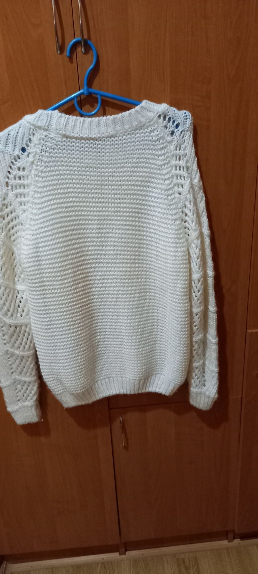 Красивий светр(без недоліків)XS