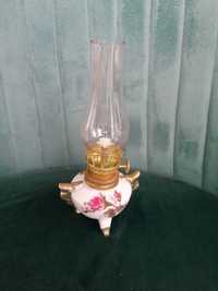 Miniaturowa lampka naftowa