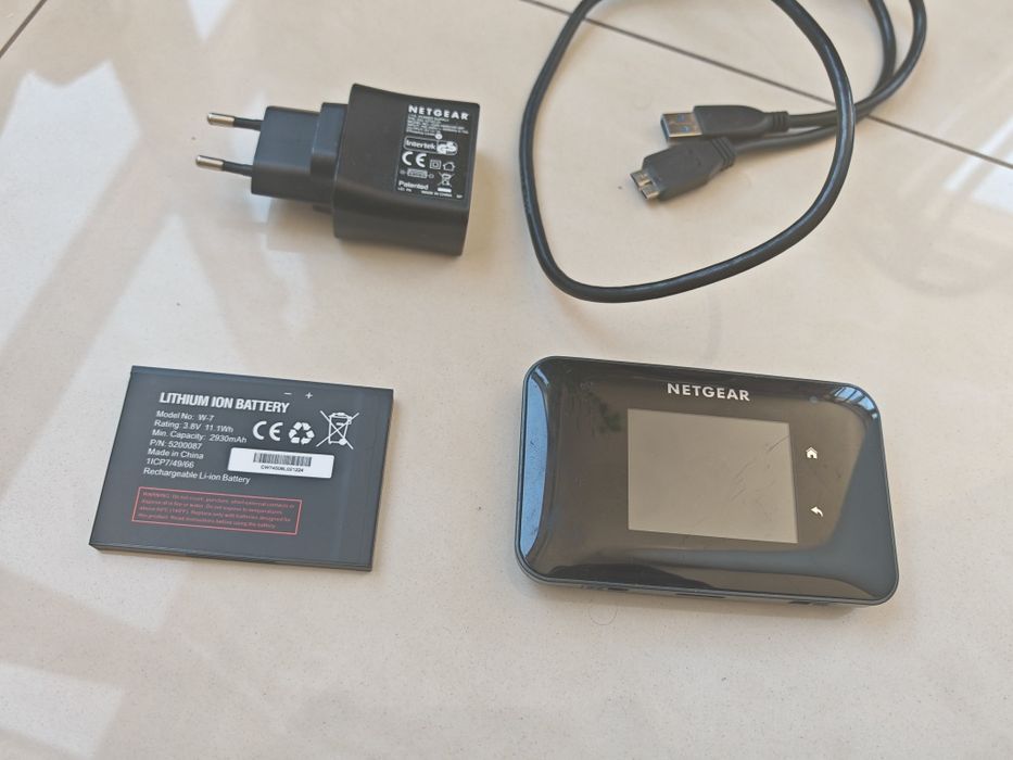 Router Netgear AirCard 810s nowa bateria modem LTE 4G na kartę sim