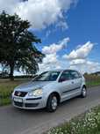 volkswagen polo benzyna 5 drzwi klima super stan. nowy przegląd i oc