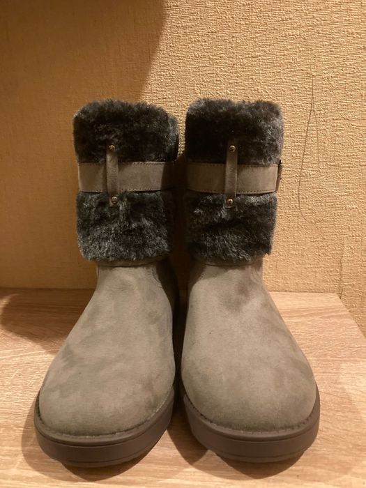 Женские зимние новые УГГИ : GBG, NAUTICA