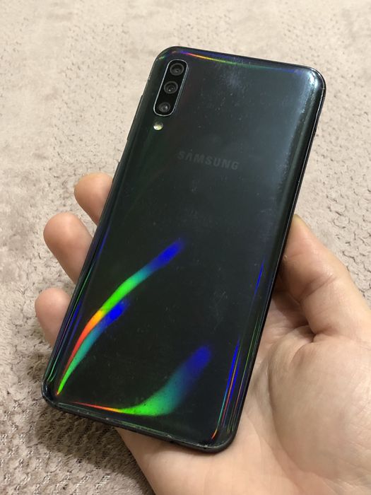 Телефон Samsung Galaxy A50 4/128gb NFC #101