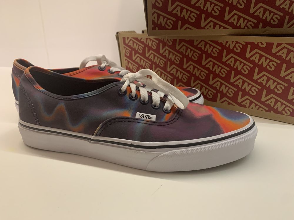 Buty sportowe trampki VANS AUTHENTIC 42-43