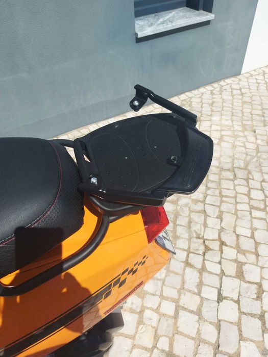 LAMBRETTA 125 v especial , cor exclusiva, única!