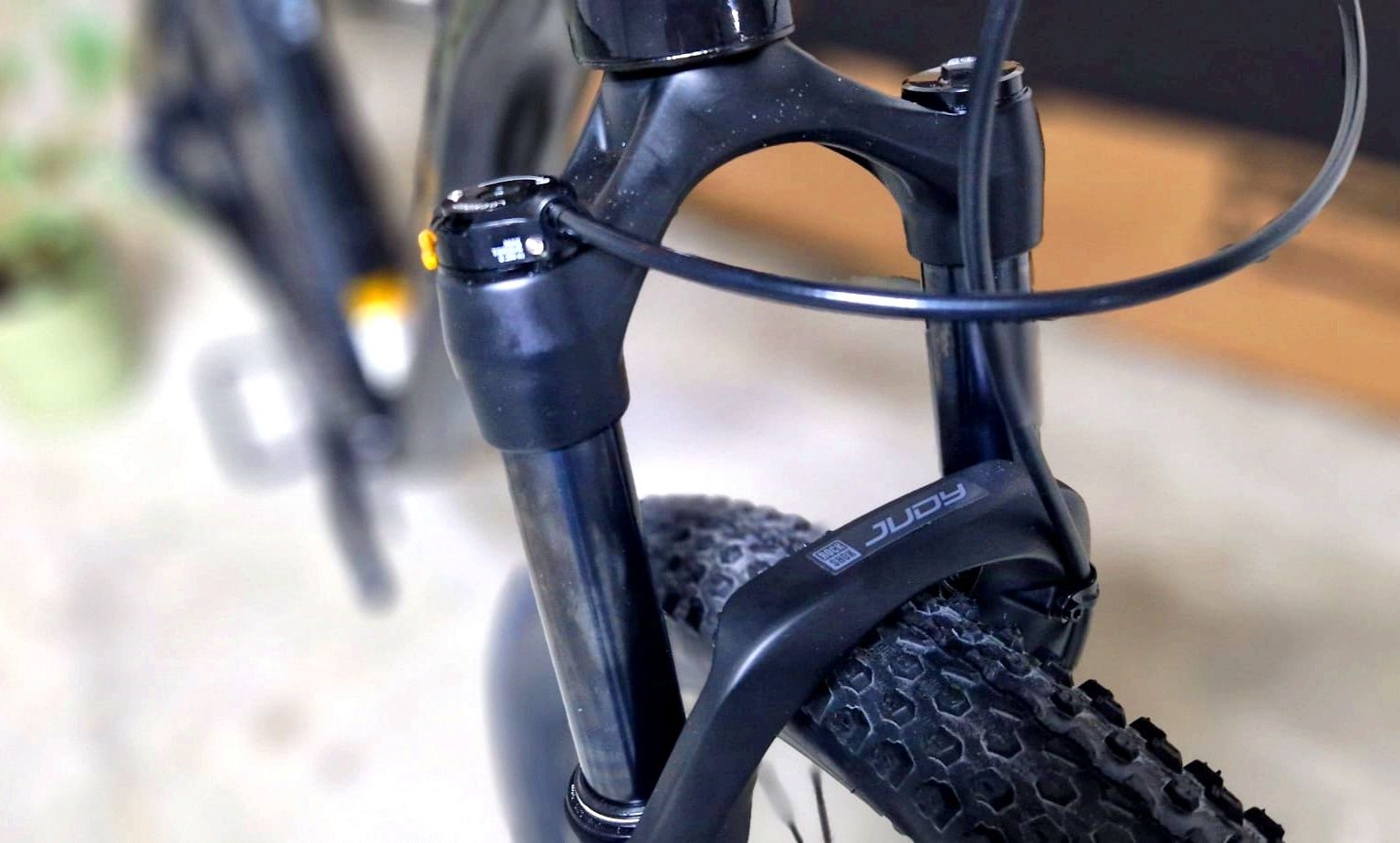 Bicicleta NOVA - Coluer pragma Deore 1x12