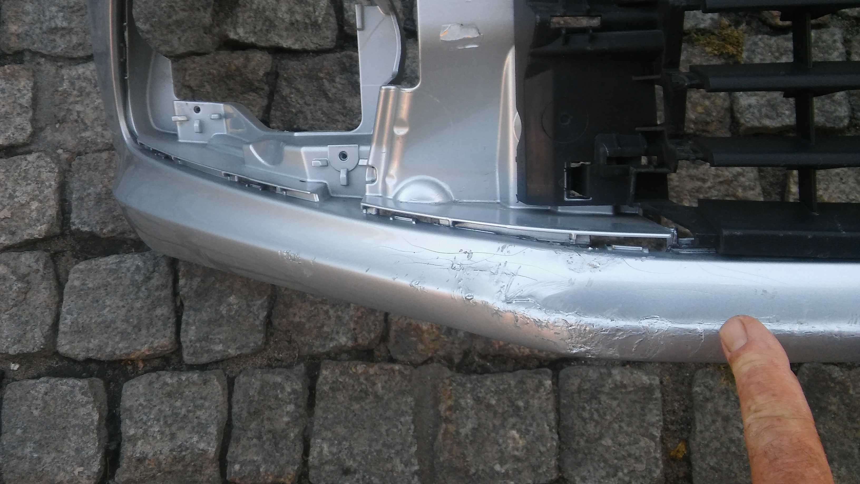 VW Polo 6C0,od 14r,zderzak przód+kratka radar+hokej,SREBRNY=LA7W,orygi