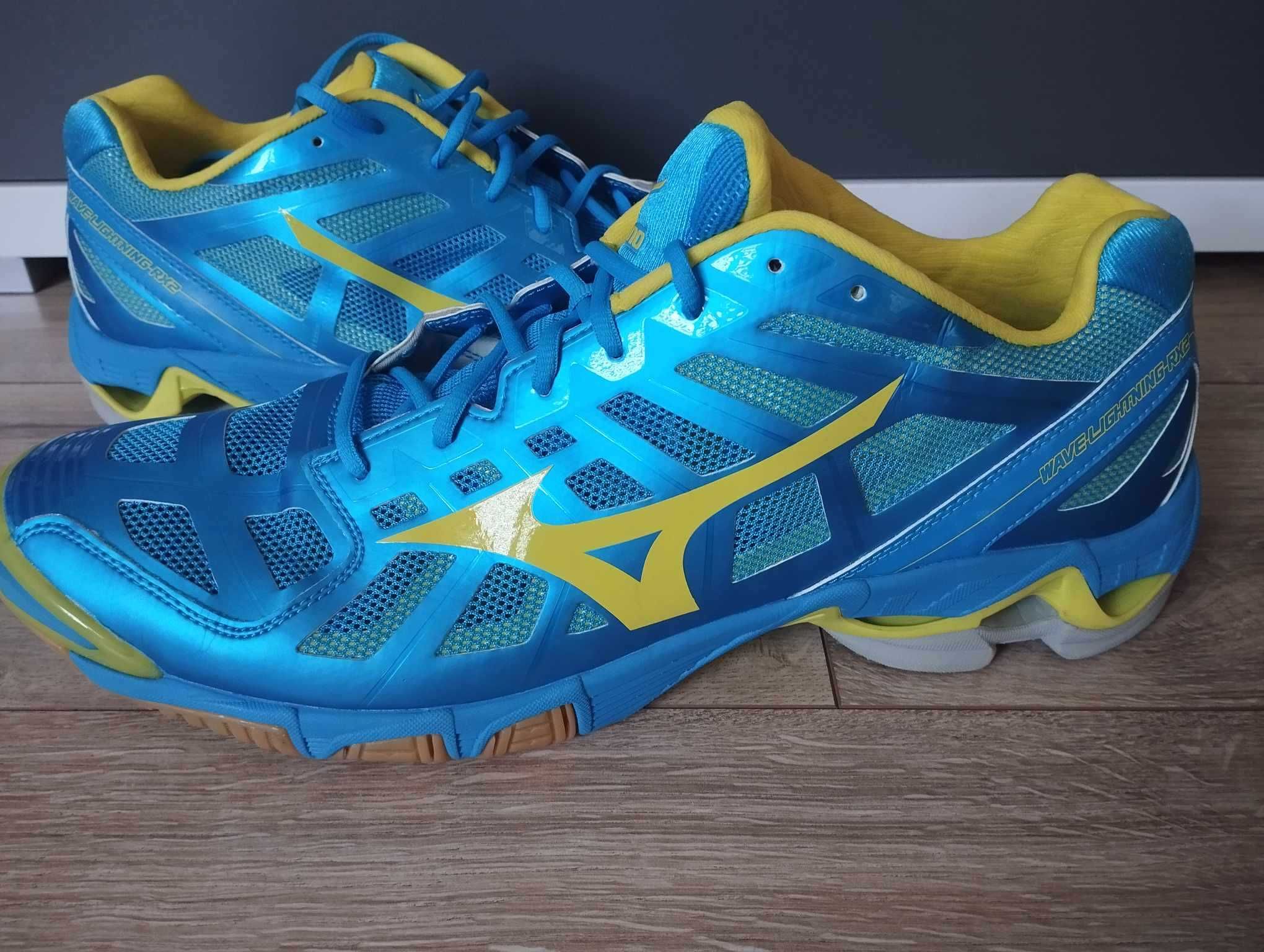 Mizuno  Wave Lightning rx2 buty halowe nowe size 51