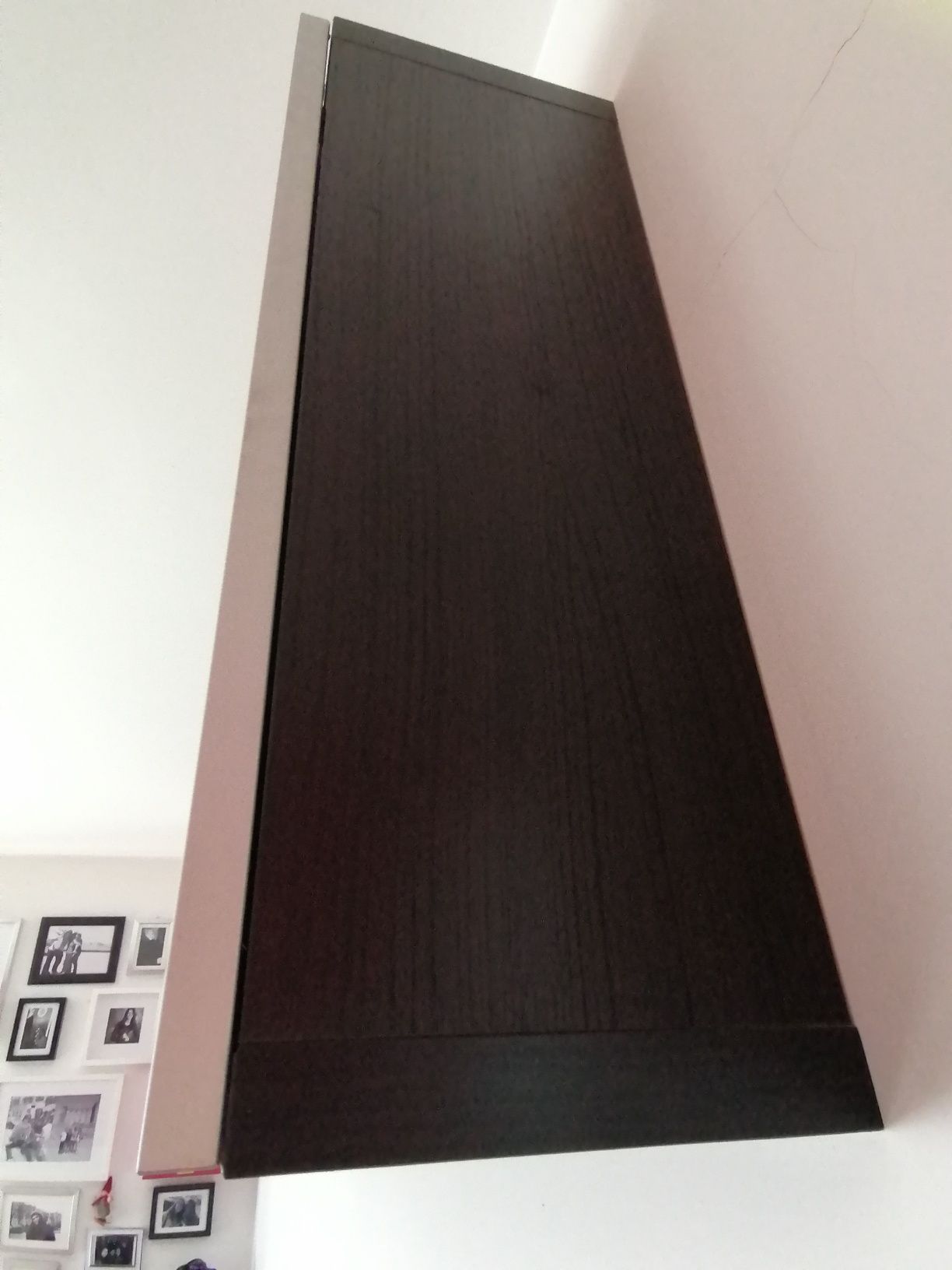 Armário parede com portas-moldura IKEA