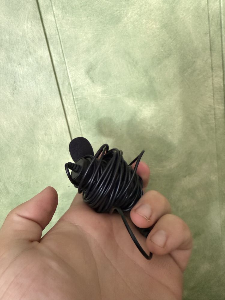 Петличный микрофон Boya