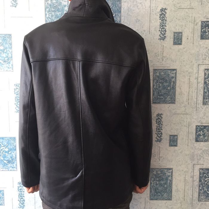 Шкіряна куртка шкіряна