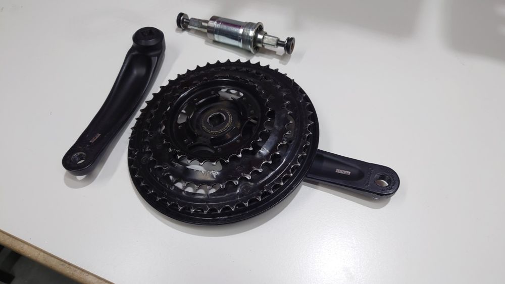 Mechanizm korbowy Shimano 3rz