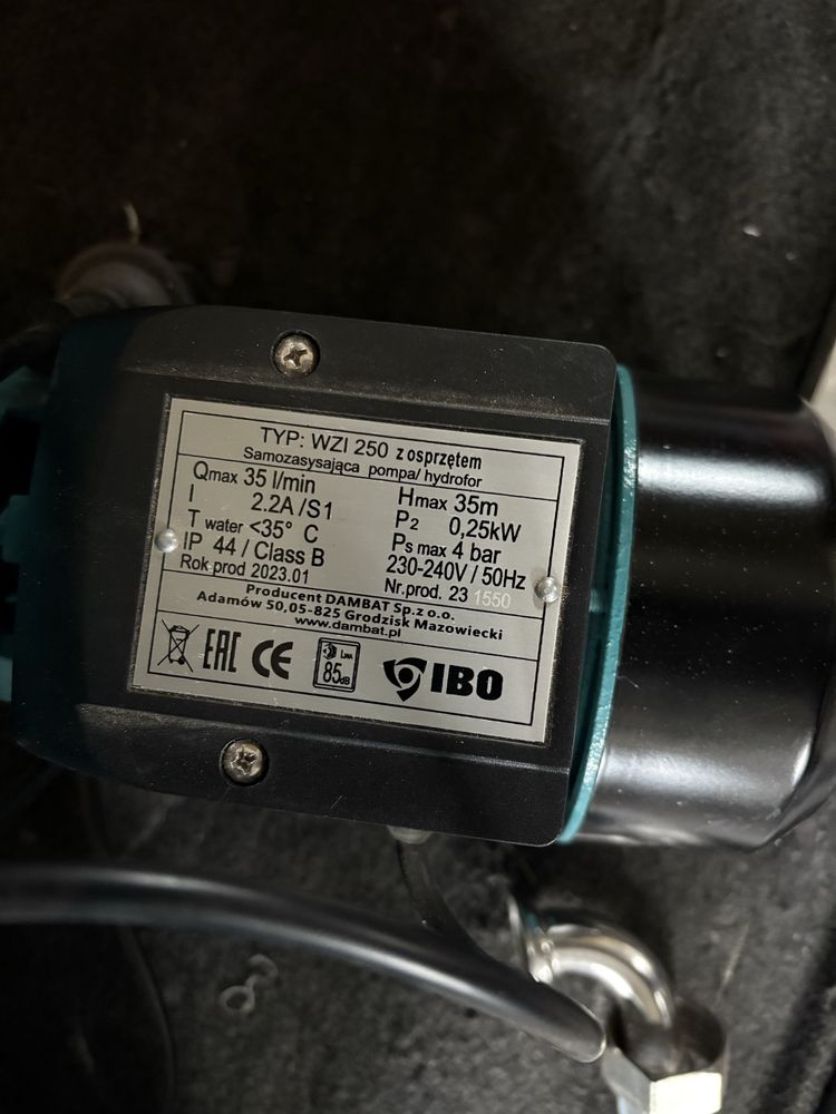 Zestaw hydrofor 50 l z pompą