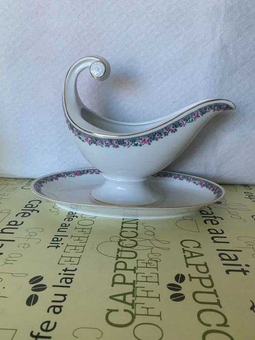 Molheiras em porcelana antiga marca Hutschenreuther Selb (L.H.S)