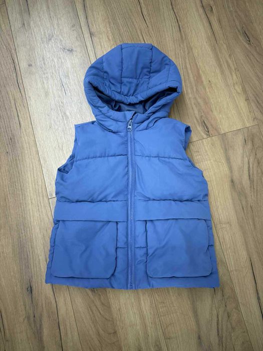 2 szt Bezrękawnik dla chłopca 104.