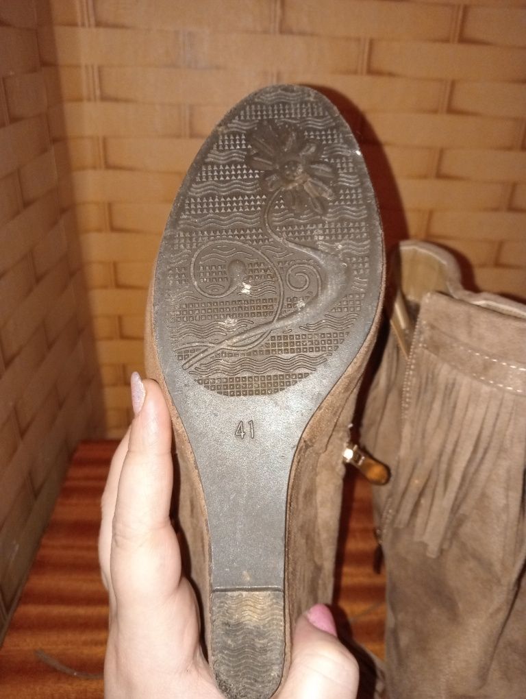 Buty na koturnie r.41