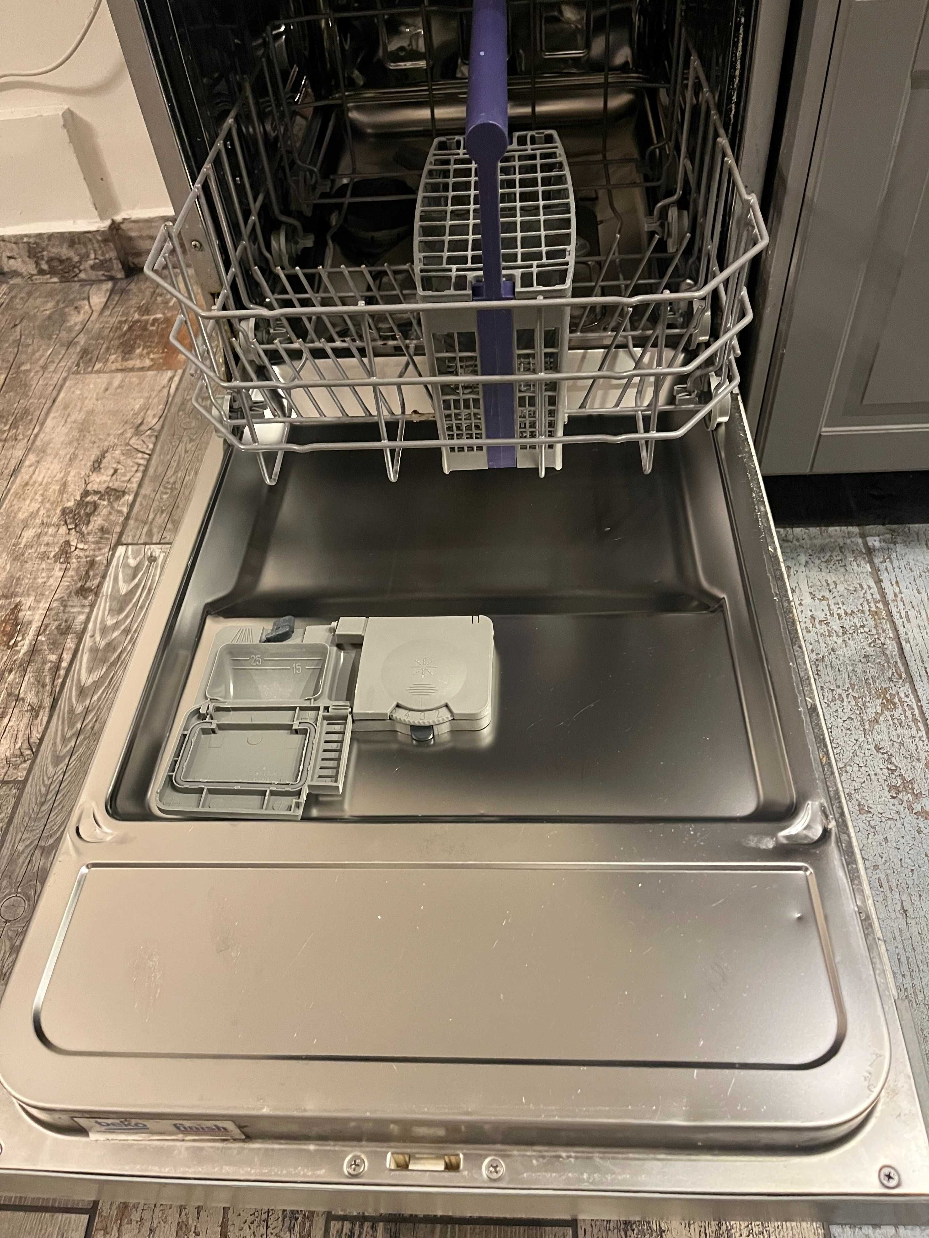 Zmywarka wolnostojąca Beko 45cm