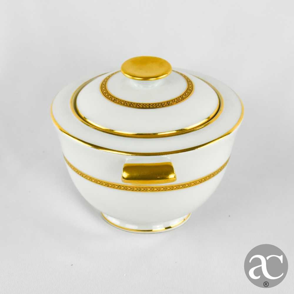 Açucareiro em porcelana francesa de Limoges, decorado a ouro