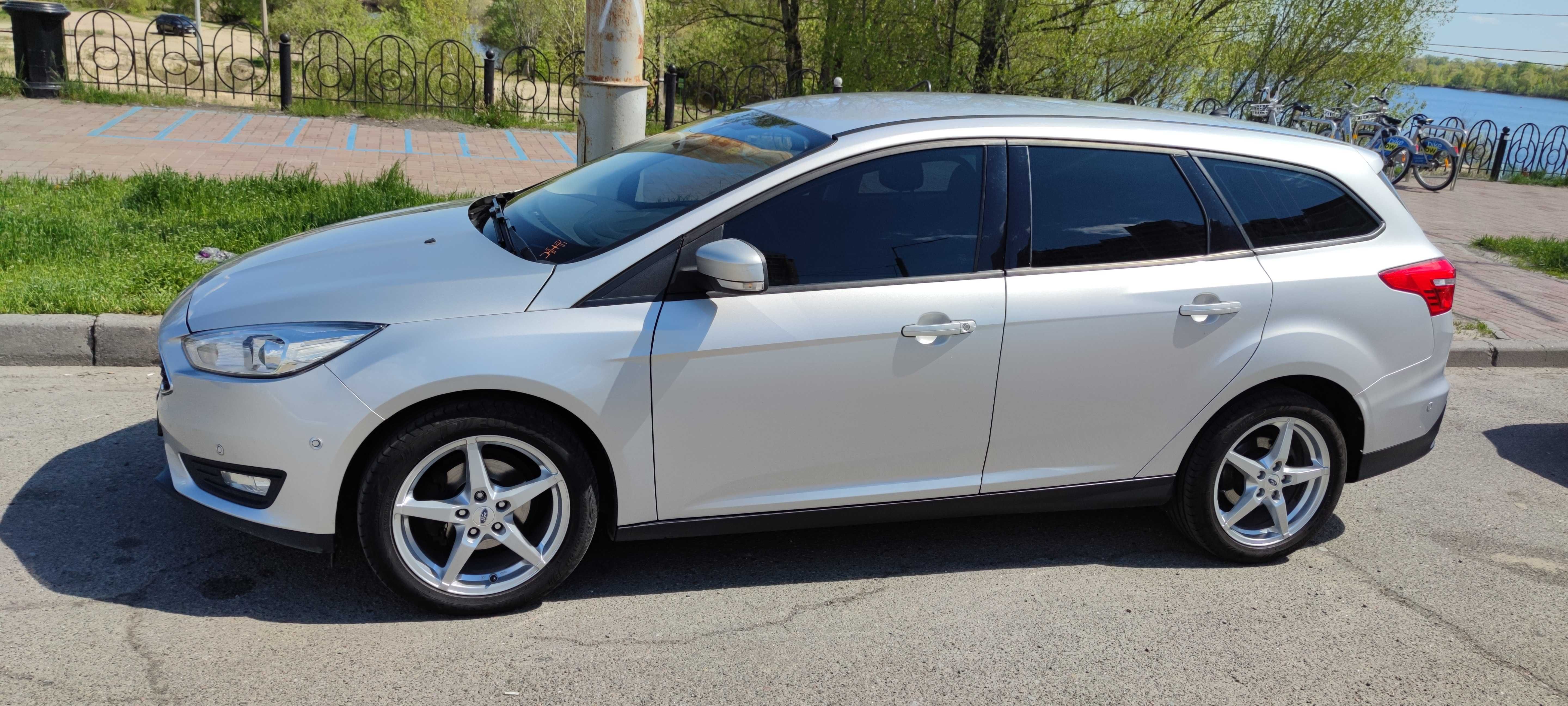 Ford Focus 3 2015г  зимний пакет титаниум