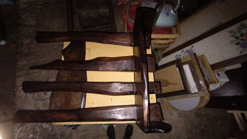 Вішалка дерев'яна