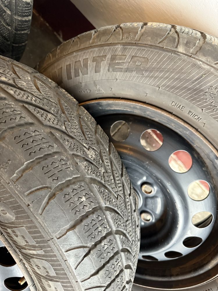 Komplet kół z oponami zimowymi 5x114,3