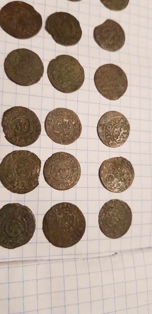 Клад средневековых монет 61 шт.