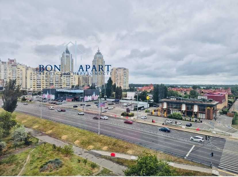 В.Івасюка метро Оболонь