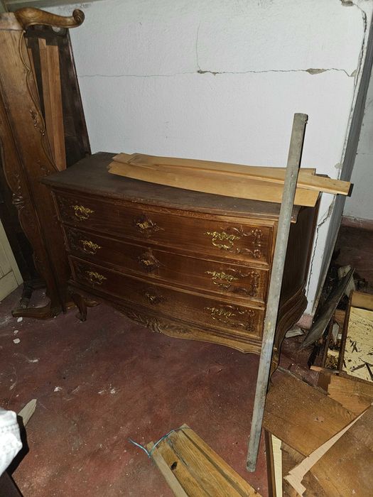 Cómoda estilo Luís XV para restauro - 4 gavetas