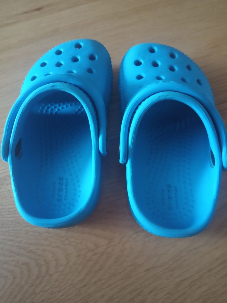 Crocs bebé, azul, tam. C5 (20). Bom estado