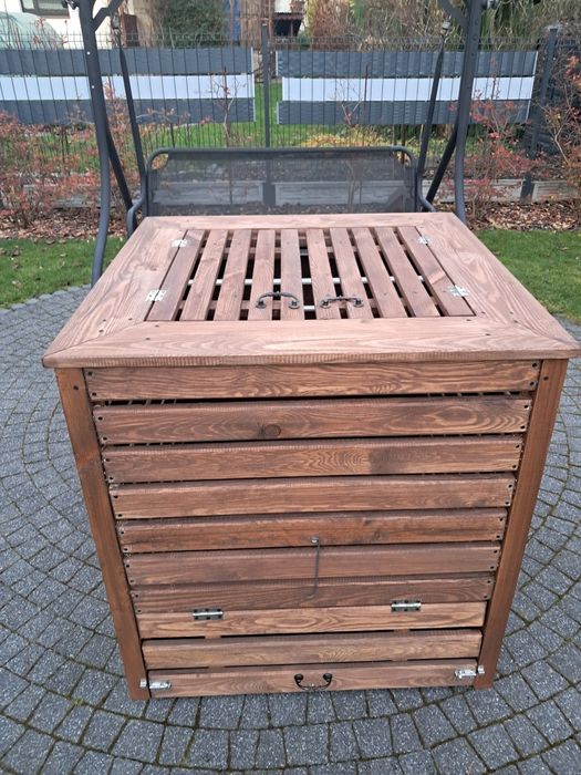 Drewniany kompostownik