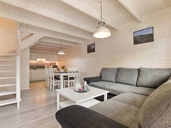 Całoroczny Ośrodek Wypoczynkowy COMFORT HOUSE u podnóża Gór Stołowych