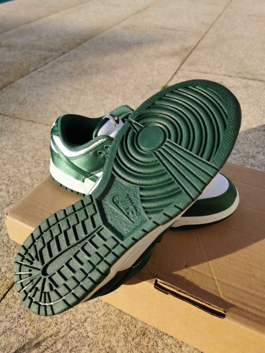 Nike Dunk Low Michigan State Satin 38
