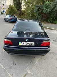 Продам BMW 740 2000року