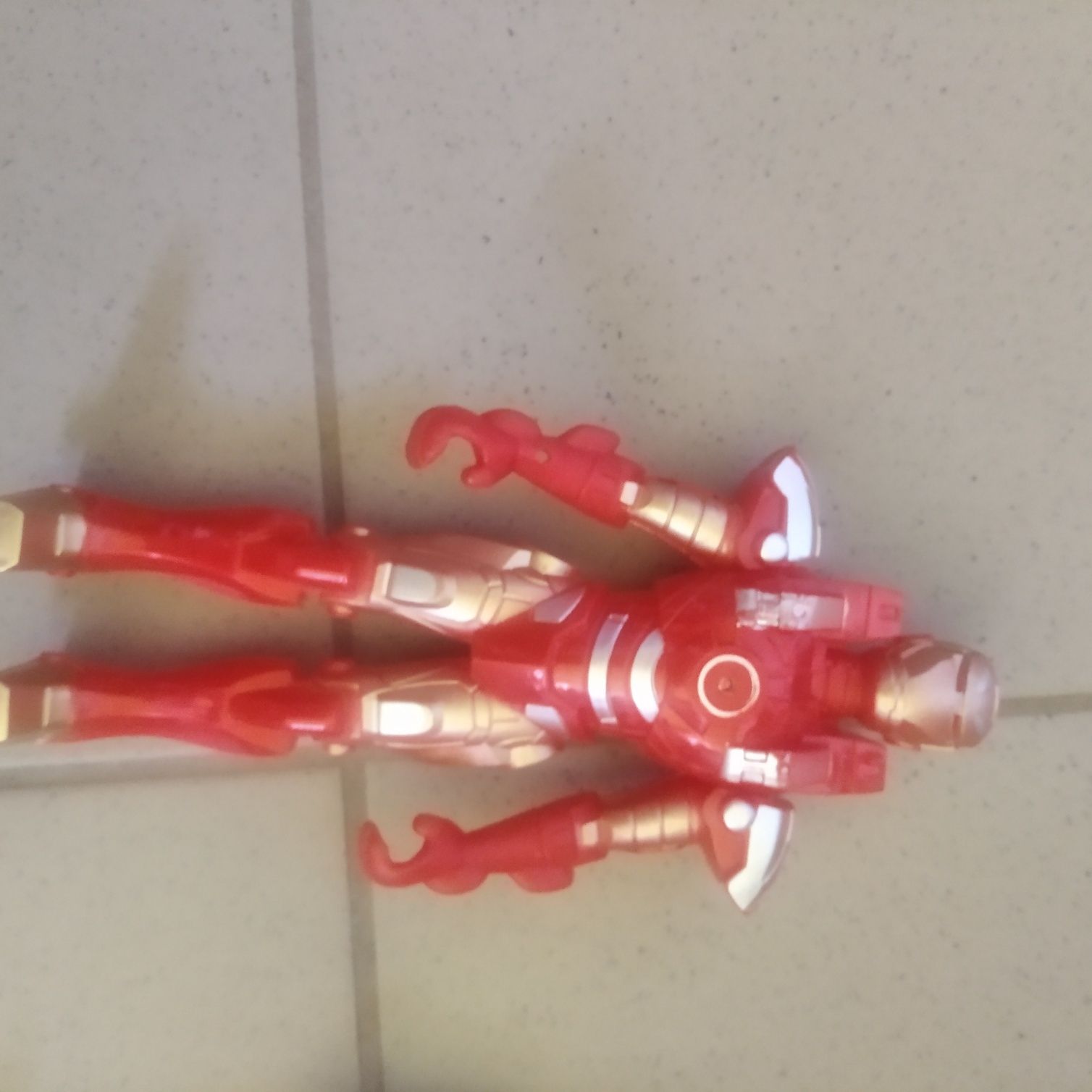 Figurki Avengers 3 sztuki 15 cm