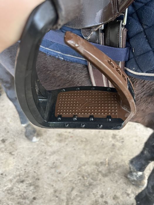 Strzemiona free jump