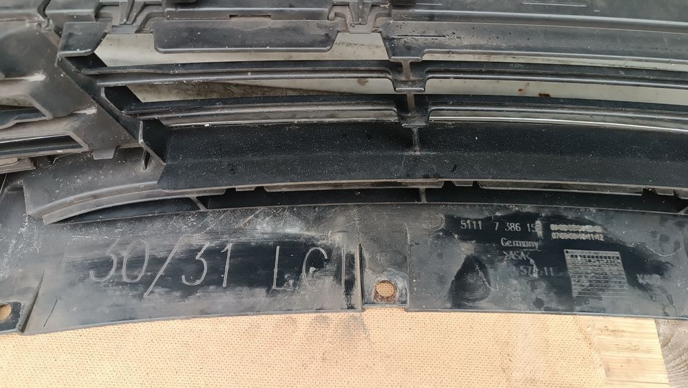 Vendo parachoque de frente BMW 3 series F30 31 LCI ano 2015/18