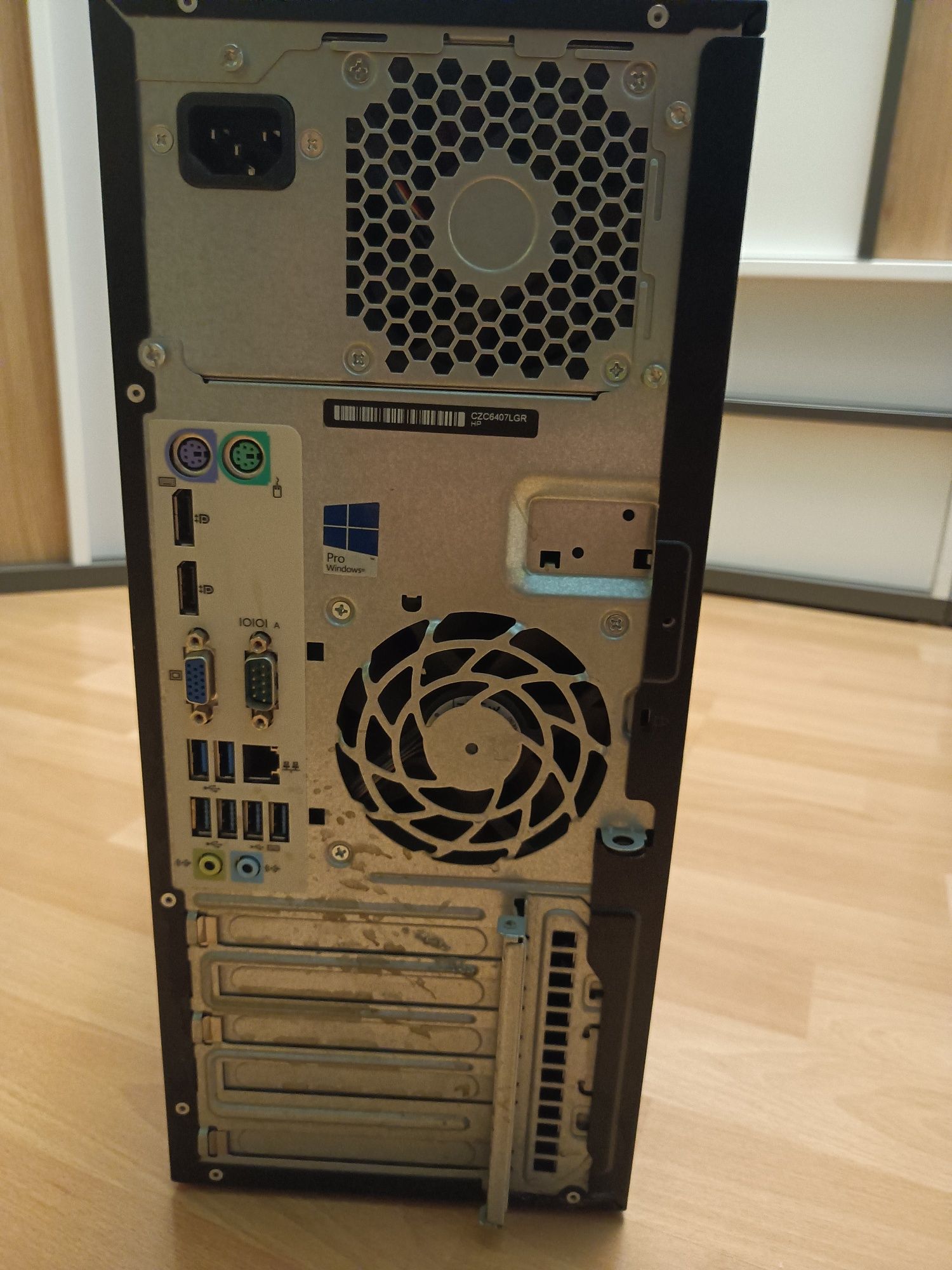 Komputer biurowy HP Elitedesk 800